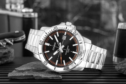 Zegarek Męski CASIO MTP-VD01D-1E2VUDF + BOX