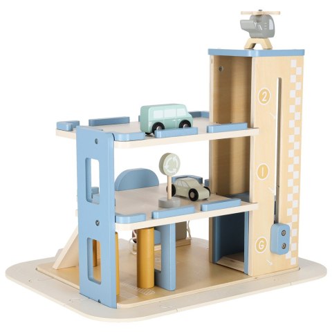 Garaż drewniany parking samochodowy piętrowy stacja benzynowa