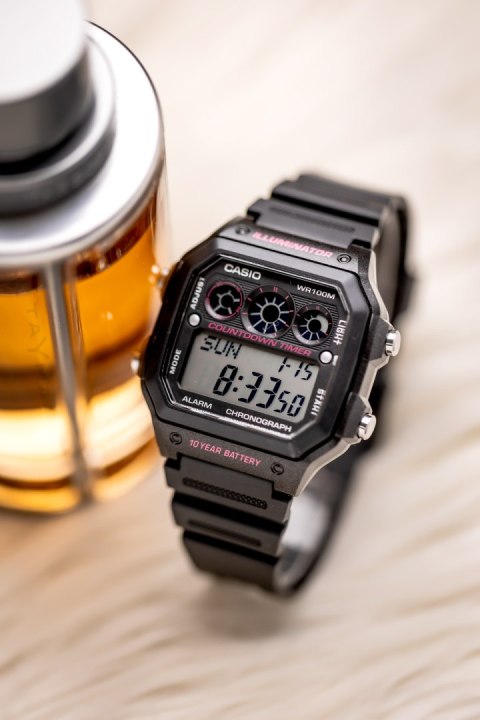 Zegarek Casio AE-1300WH-1A2VEF