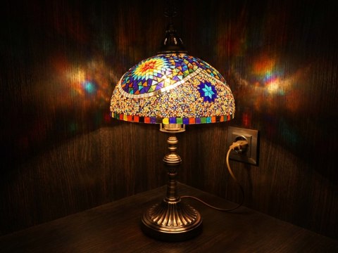 Lampa stołowa - abażu, biały