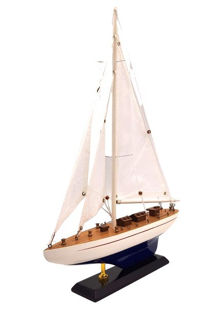 Model Jachtu Drewniany Wysokość 42cm - M1