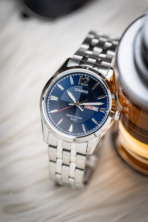 ZEGAREK MĘSKI CASIO MTP-1335D 2AV (zd026e) + BOX