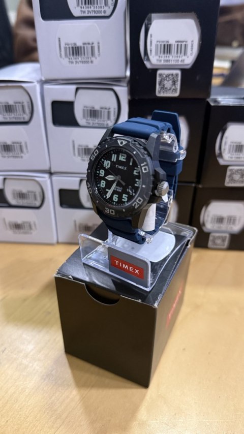 ZEGAREK MĘSKI TIMEX Main Street TW5M61100 + BOX